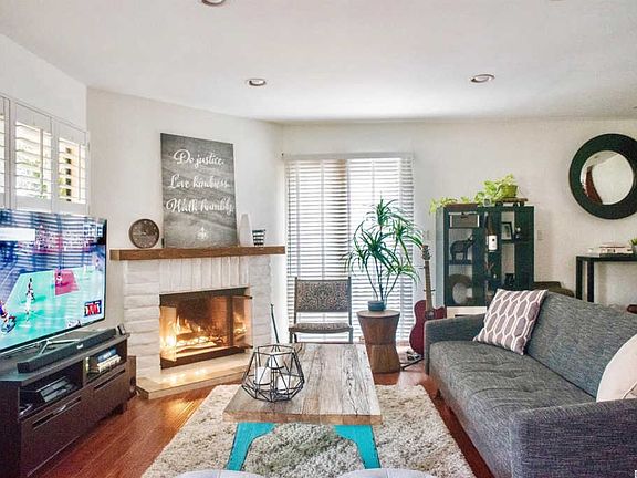 5th image of 227 N Belmont St APT 2