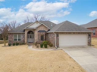 3413 Golf Course Dr, Alma, AR 72921