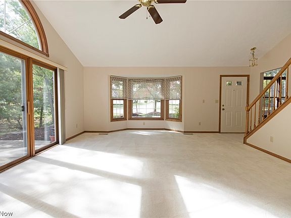 4th image of 19238 Bradford Ct