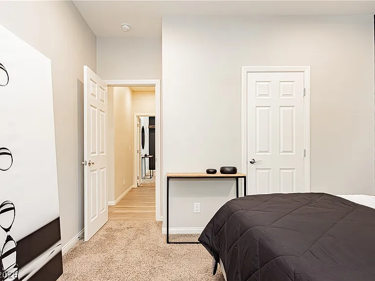 5757 Ireland Ridge Ct — Photo 24
