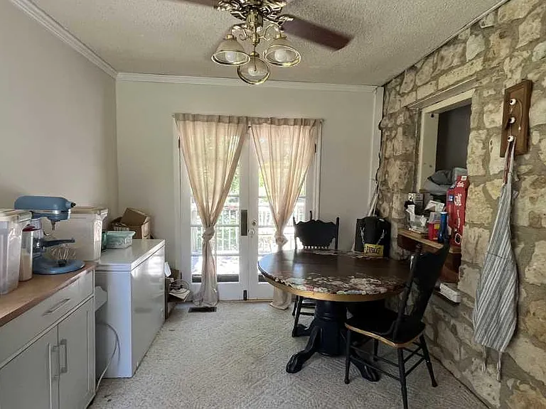 2316 Manchester Rd — Photo 15