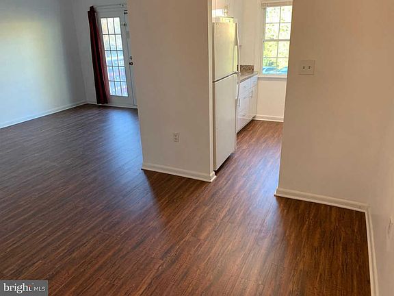 4th image of 9493 Fairfax Blvd APT 201