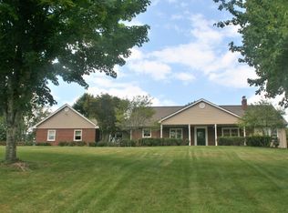 18425 Whispering Woods Dr, Lawrenceburg, IN 47025