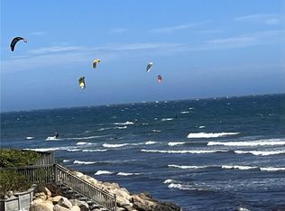 975 Matunuck Beach Rd, South Kingstown, RI 02879