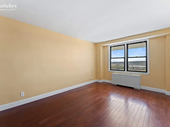 4705 Henry Hudson Parkway 15M image 15 of 16