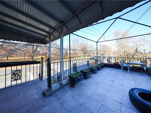 2202 Burnett Street image 8 of 45