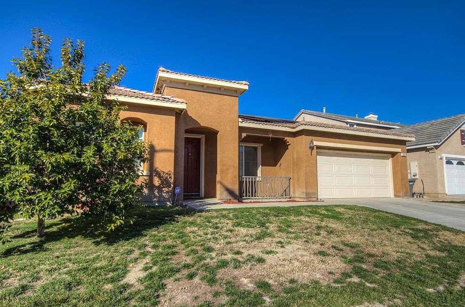 1st image of 2835 Newcastle Way