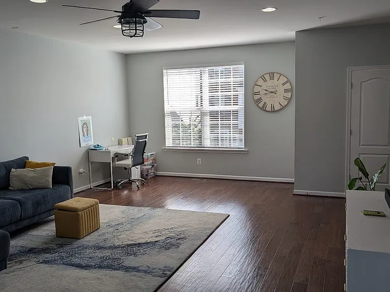 7821 Taggart Ct — Photo 13