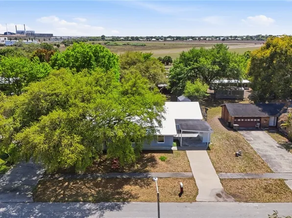 210 E Sugarland Cir, Clewiston, FL 33440