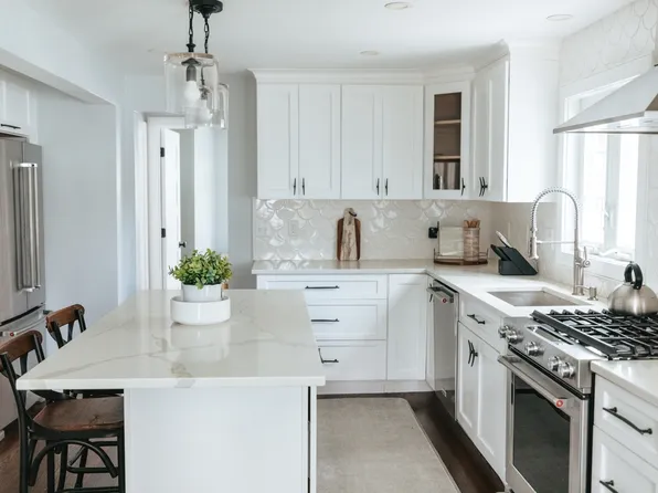 3 Anthony Ct, Newport, RI