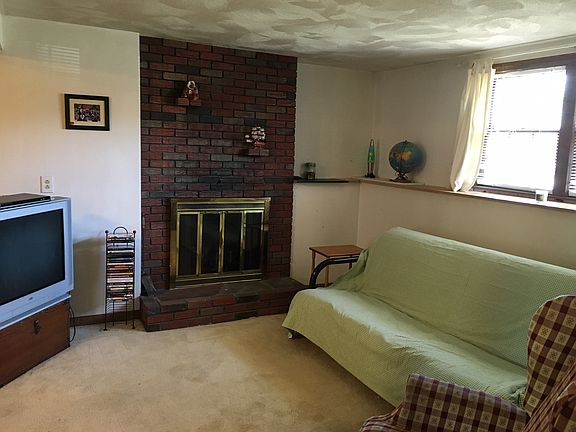 5th image of 29 Village Gate Dr