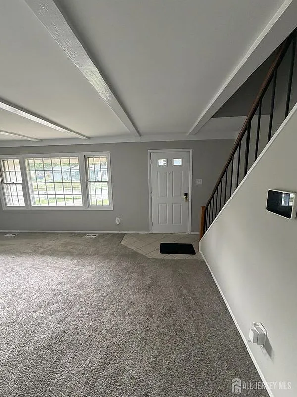 4 bed, 2.0 bath, 1573 sqft, $3,100 — Photo 4