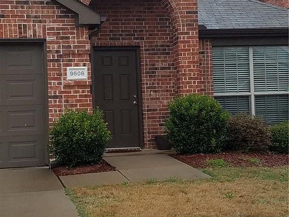 3rd image of 9608 Mulligan Dr