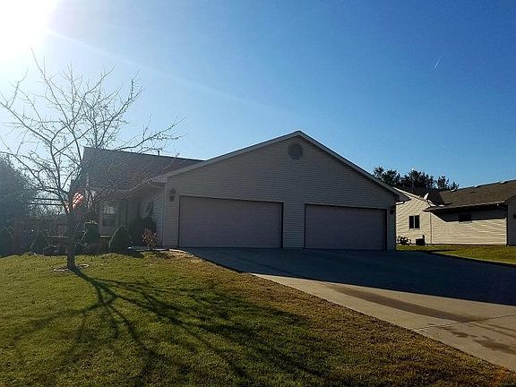 2nd image of 704 N Votech Dr