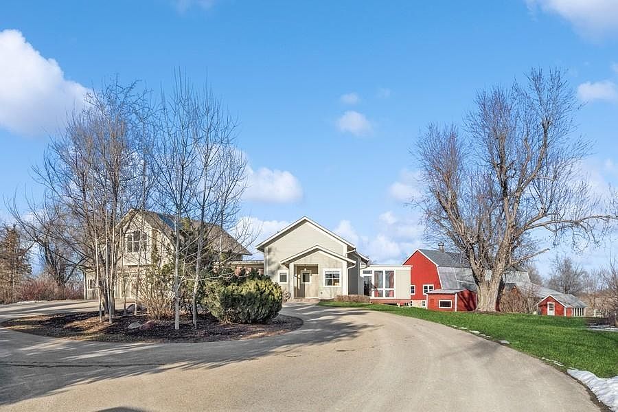 1st image of 12141 Gates Ave