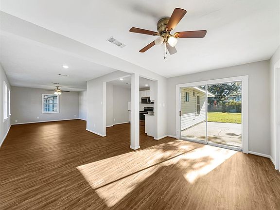 2nd image of 120 Laurel Street