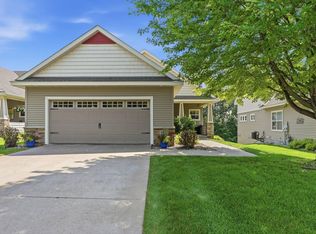 953 Firesteed Rdg, Waconia, MN 55387