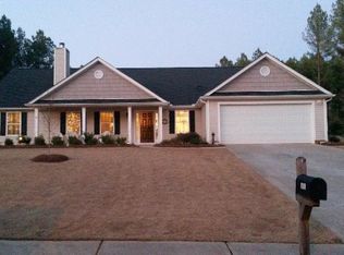 1402 Carson Trl, Winder, GA 30680