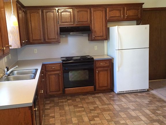 4th image of 1229 Edinburg Dr