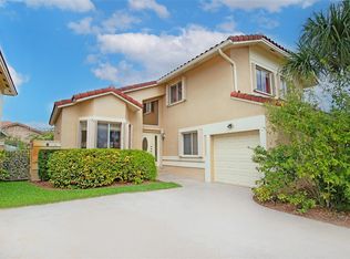 18318 NW 61st Ct, Hialeah, FL 33015