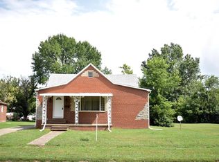 405 E Saint Louis St, West Frankfort, IL 62896