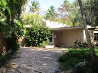 3835 La Playa Blvd, Miami, FL 33133