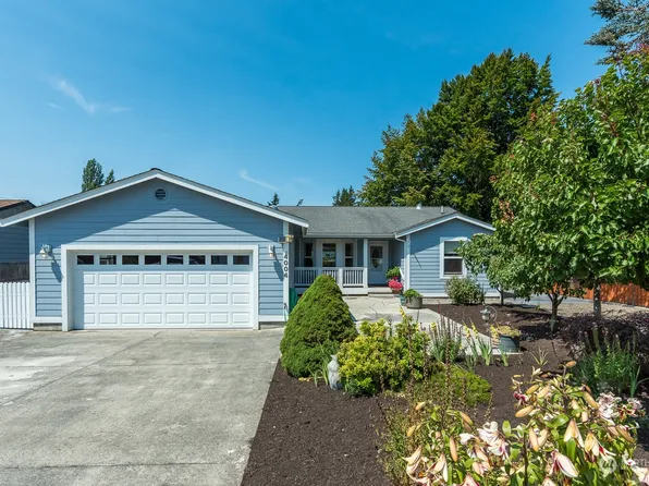 4004 R Avenue, Anacortes, WA 98221