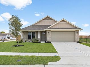 2254 W Post Oak Cir, Dayton, TX 77535