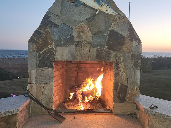 Patio wood burning fireplace for chilly evenings!