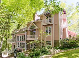 4800 Southmoor Rd, North Chesterfield, VA 23234