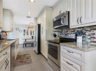 6725 NW 27th St, Margate, FL 33063