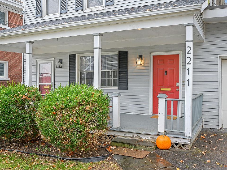 Front Porch (shared)