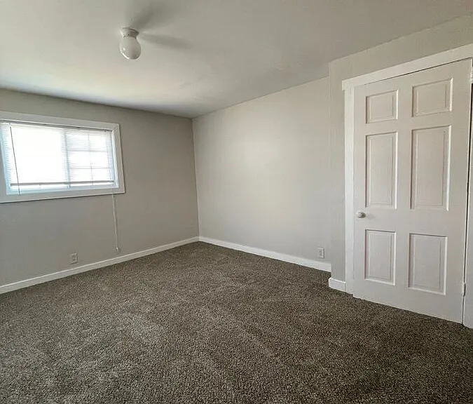 1186 Hamlet St #C — Photo 5