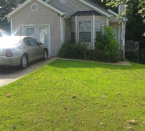 3rd image of 1555 Wembley Dr