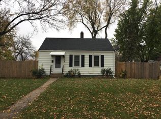 138 6th Ave SE, Hutchinson, MN 55350