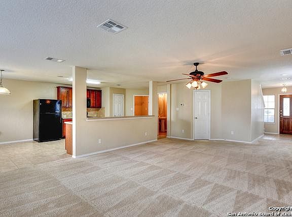 2nd image of 3007 Candleside Dr