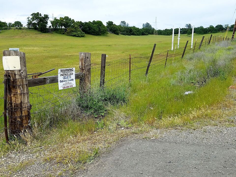 2nd image of 11 Neal Rd