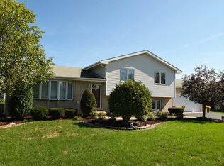 771 Brockwood Rd, New Lenox, IL 60451