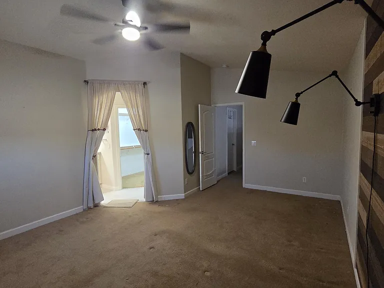 3020 E Friess Dr — Photo 24