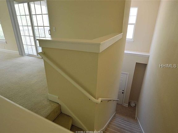 3rd image of 71 Summerfield Ct APT 723