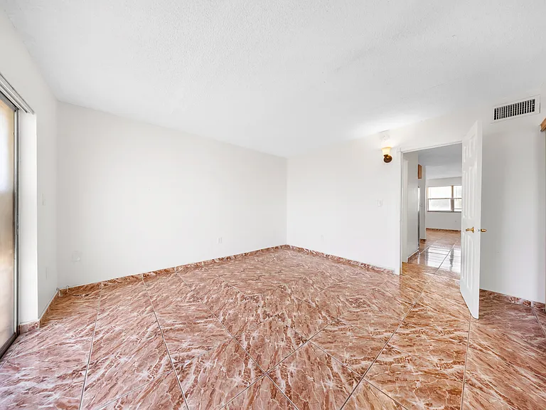 301 NW 177th St #201 — Photo 14