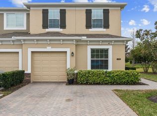 2718 River Landing Dr, Sanford, FL 32771