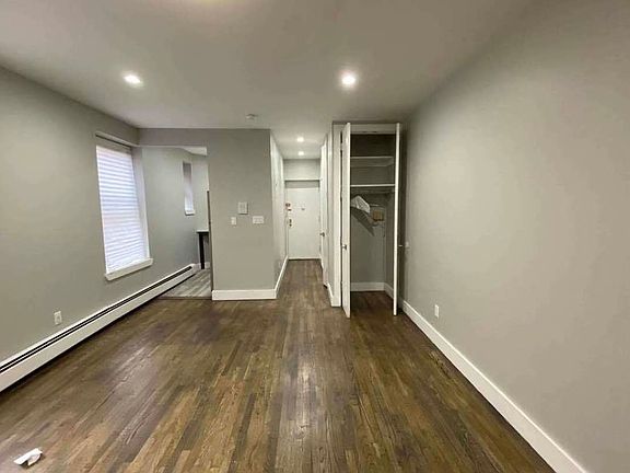 2nd image of 211 W 146th St #4LL