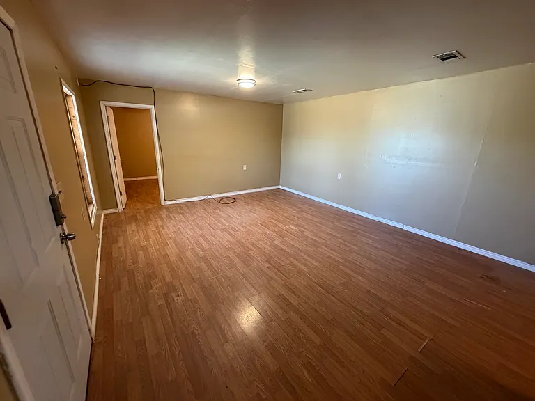 1307 E Jax Ave #1 — Photo 3