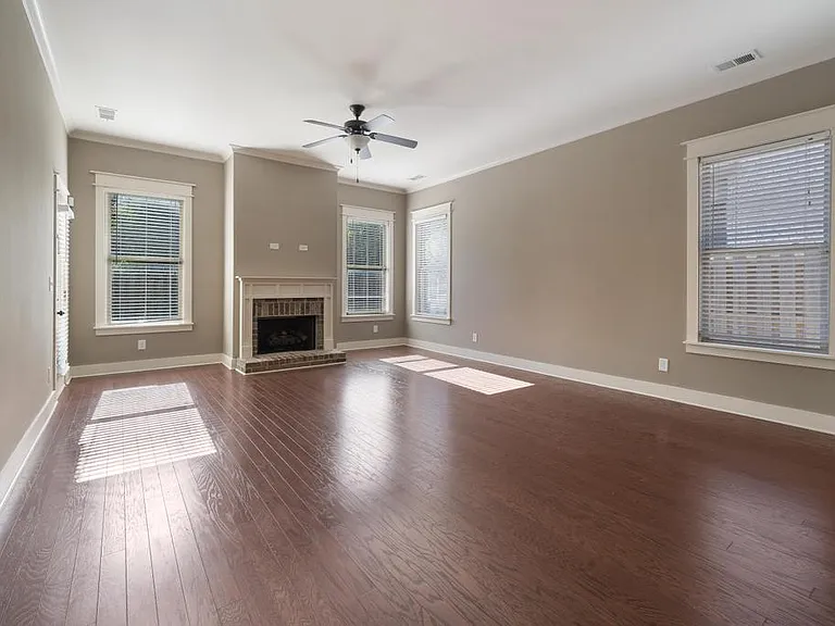 3347 Chase Ct — Photo 14