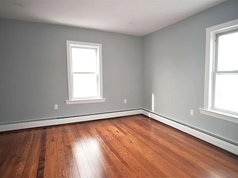 211 Jefferson Ave #3 — Photo 5