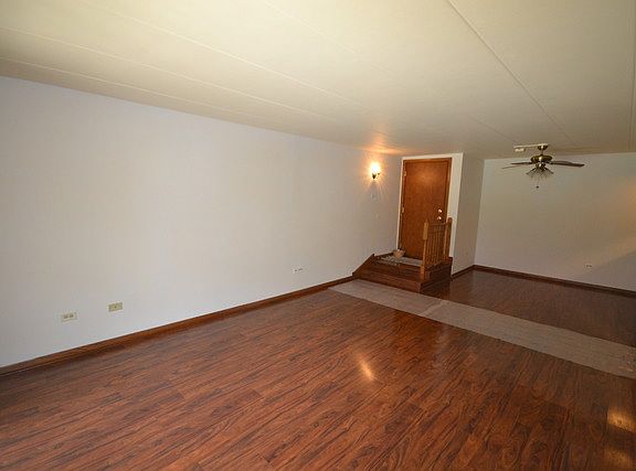 3rd image of 9450 Greenbriar Dr APT 2A3
