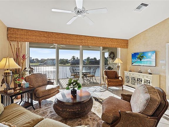 4th image of 230 Waterside Cir Unit 202