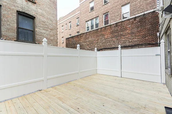 Rented by Clove Realty LLC | media 71