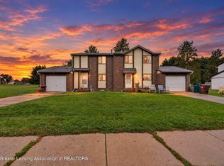 3941 Glenburne Blvd, Lansing, MI 48911